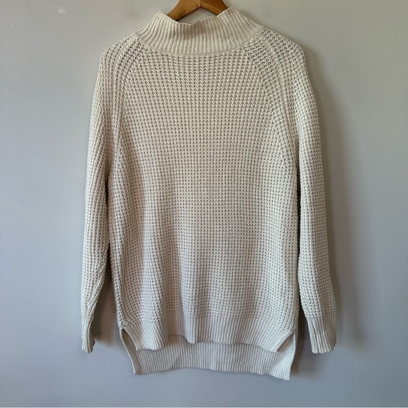 BDG Urban Outfitters | Waffle Knit High Neck Step Hem Sweater Size Small - Picture 2 of 8